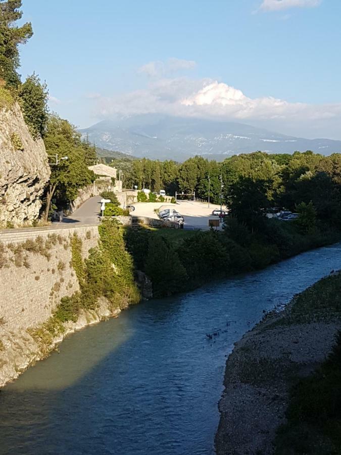Gite Les Lavandes Vaison-la-Romaine Exterior foto